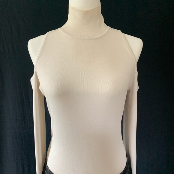 WHBM mockneck cold shoulder top - Picture 1 of 5